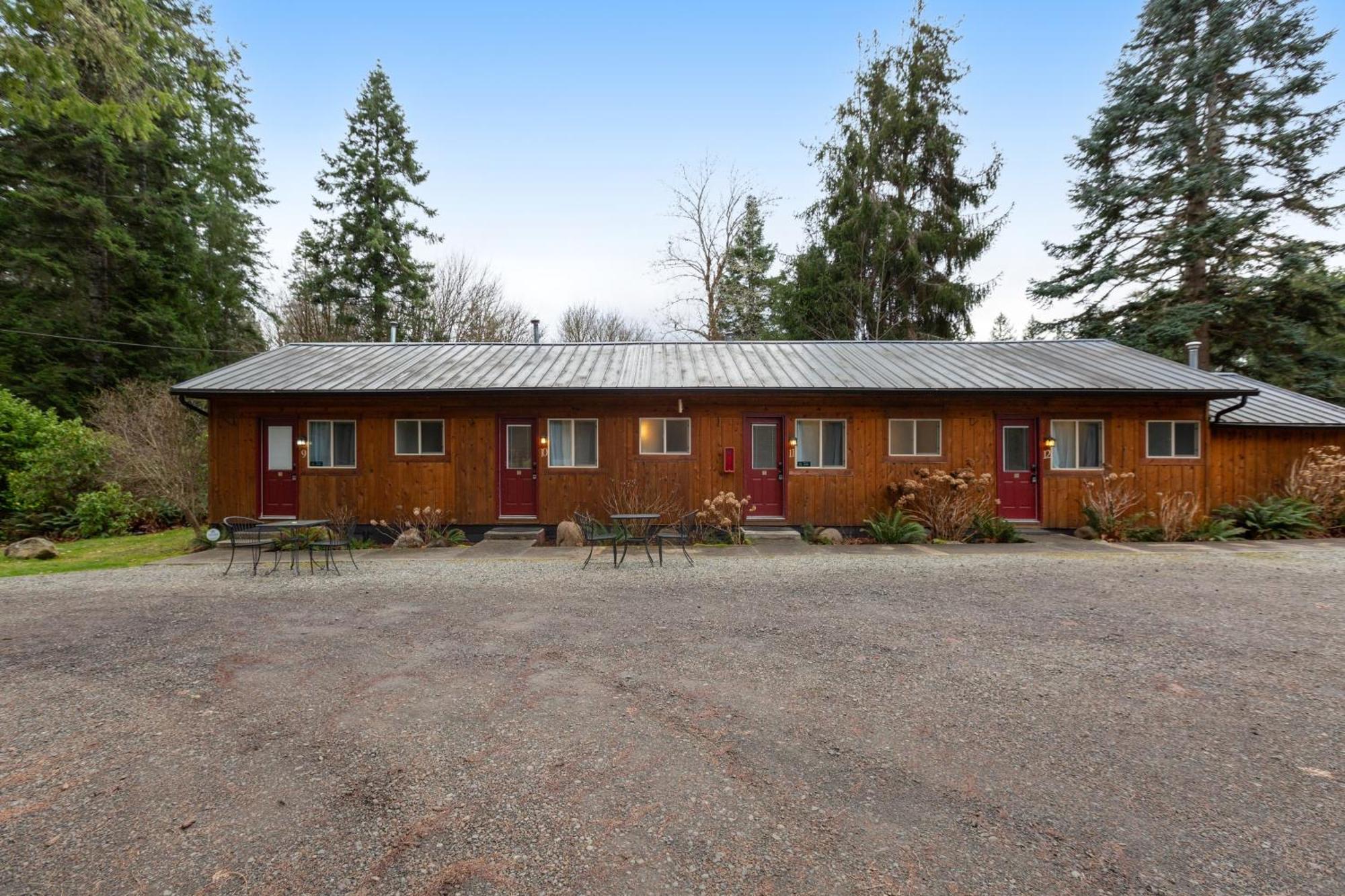 The Entire Property At Mount Walker Inn Quilcene Esterno foto